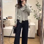 2025 New Autumn Fashion Knit Set with Slimming Jeans Two-Piece