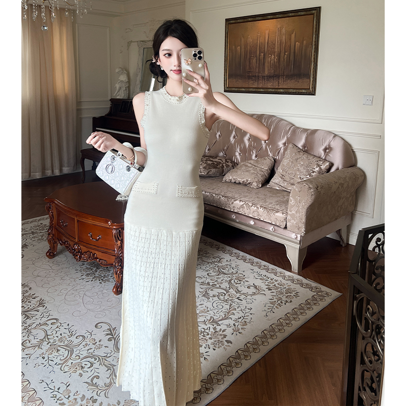 2026 Spring Summer French Vintage Beaded Sleeveless Knit Bodycon Dress