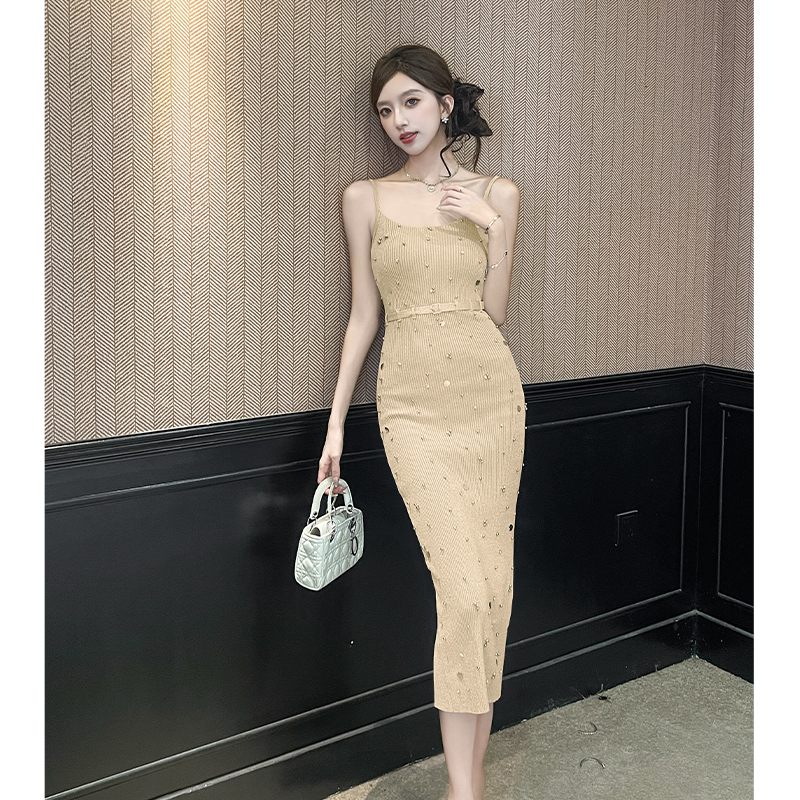 2026 Summer Beaded Sequin Sling Knit Bodycon Midi Dress for Women - Image 4