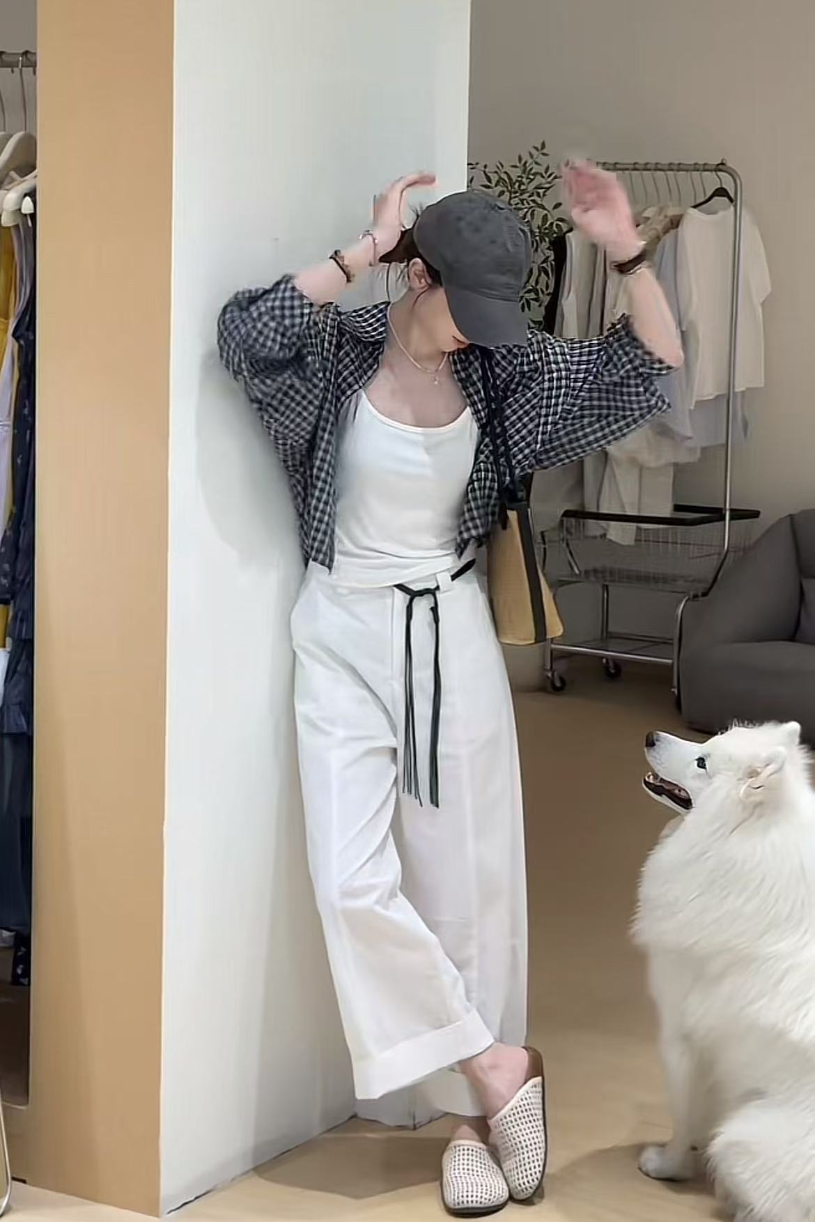 2025 Autumn Slimming Vest Plaid Shirt Wide-Leg Pants Three-Piece Set for Women - Image 4