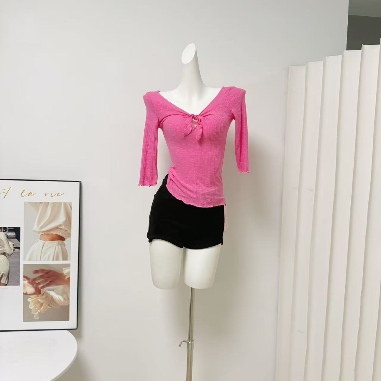 Wuhai 2026 Early Autumn Sweet Solid Slim Fit Mid Sleeve Cutout T-Shirt for Women - Image 4