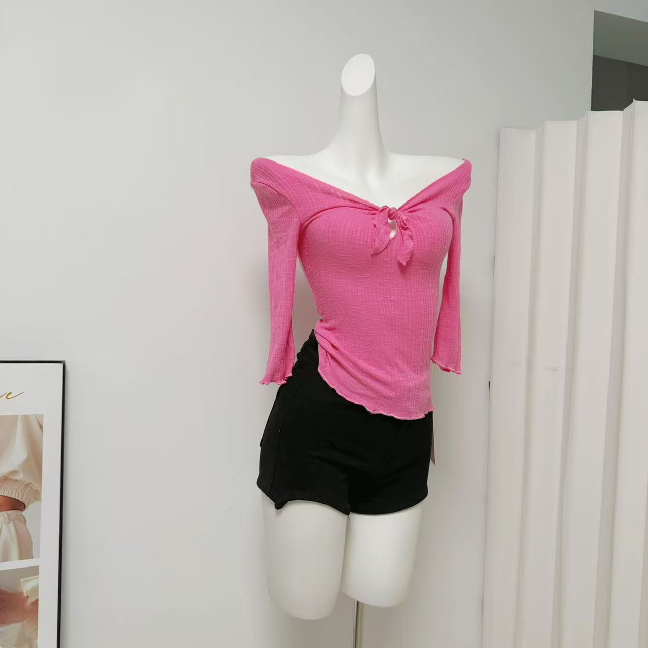 Wuhai 2026 Early Autumn Sweet Solid Slim Fit Mid Sleeve Cutout T-Shirt for Women - Image 5