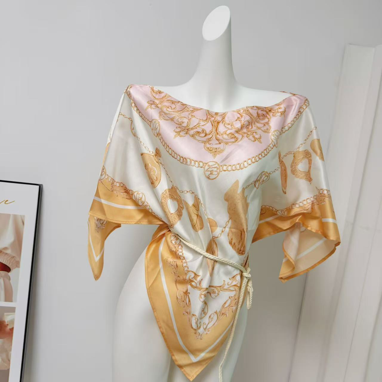 Women's Sweet Dream Print Square Scarf Top Summer Retro Off-Shoulder - Image 3
