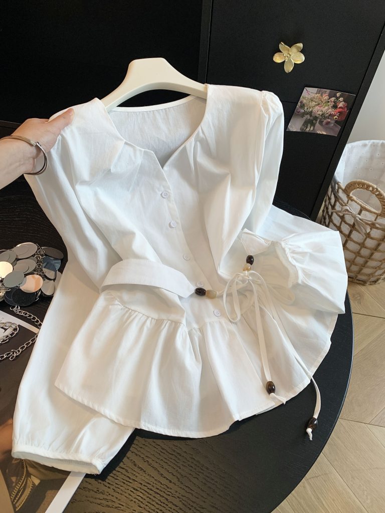 2026 Early Autumn Commuter Slim Fit Blue Button Waist Belt Top
